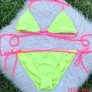 Victoria’s Secret bikini